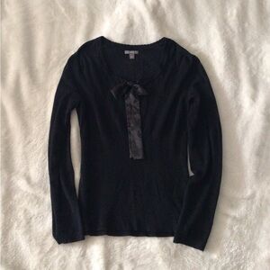 Apt. 9 Black Bow Top